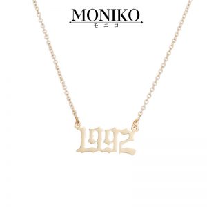 MONIKO สร้อยคอสแตนเลส จี้รูปปีเกิด